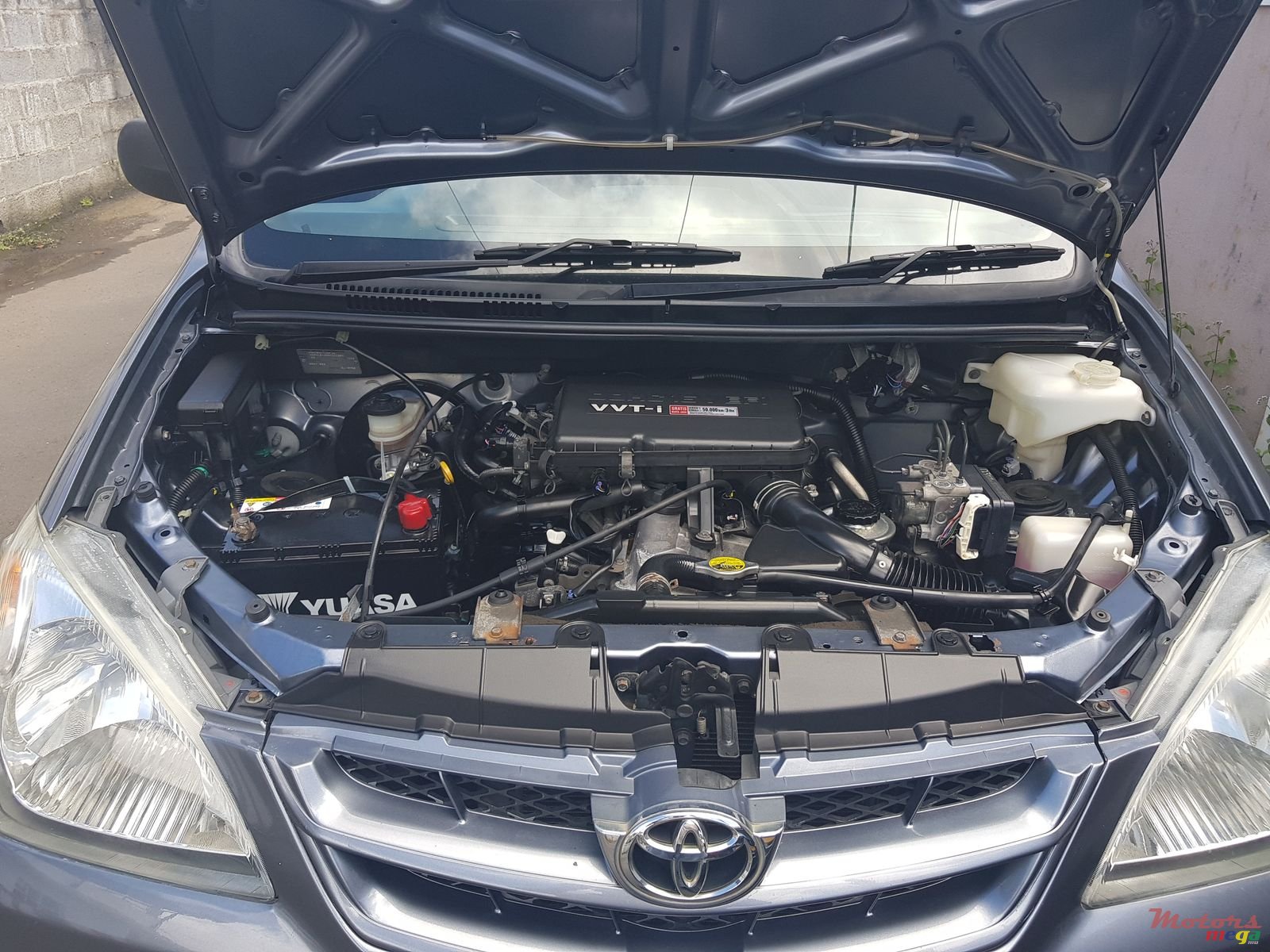 2012' Toyota Avanza 7seater photo #4