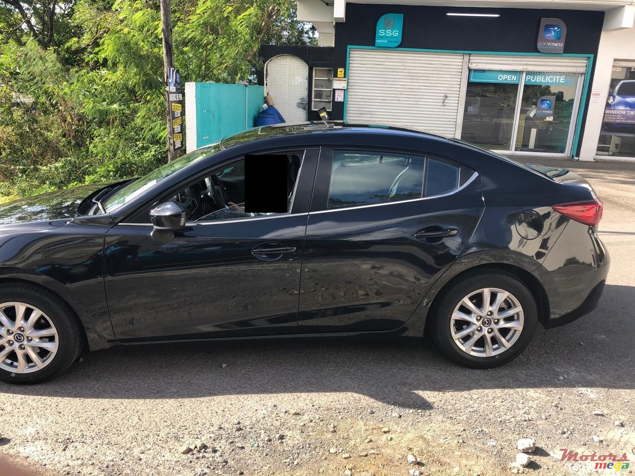 2016' Mazda 3 photo #2