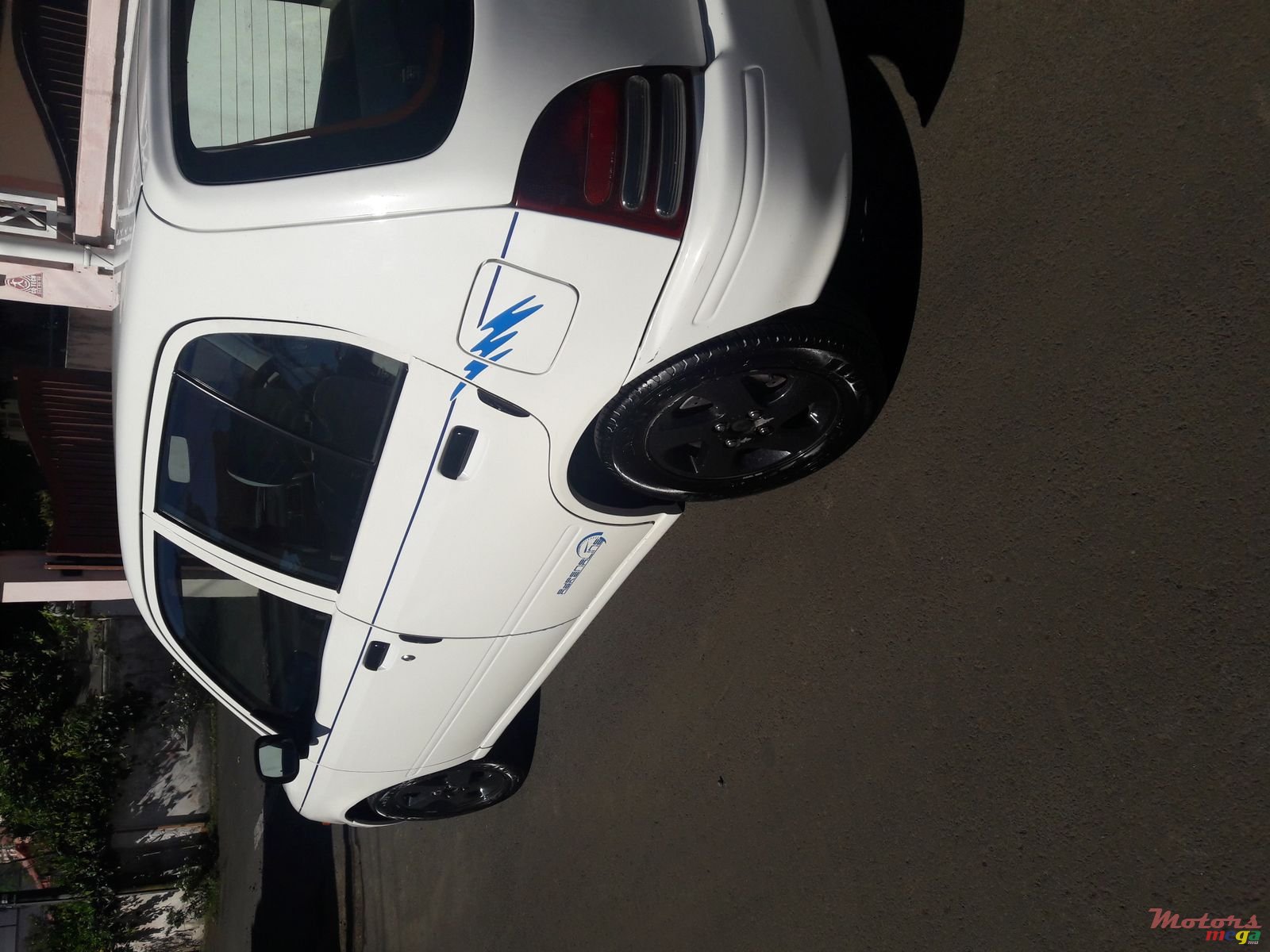 1998' Toyota Starlet photo #3