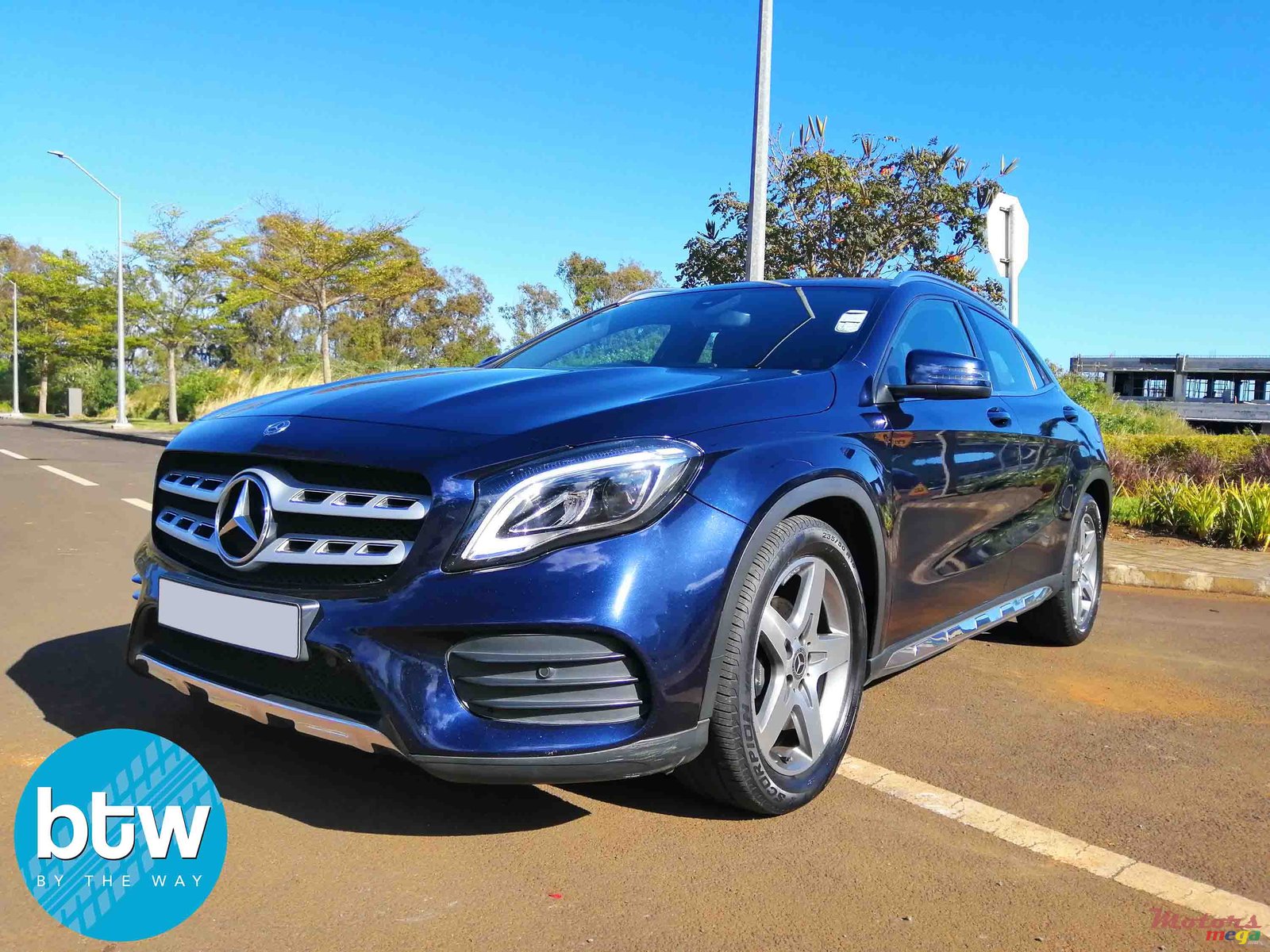 2017' Mercedes-Benz GLA-Class photo #2