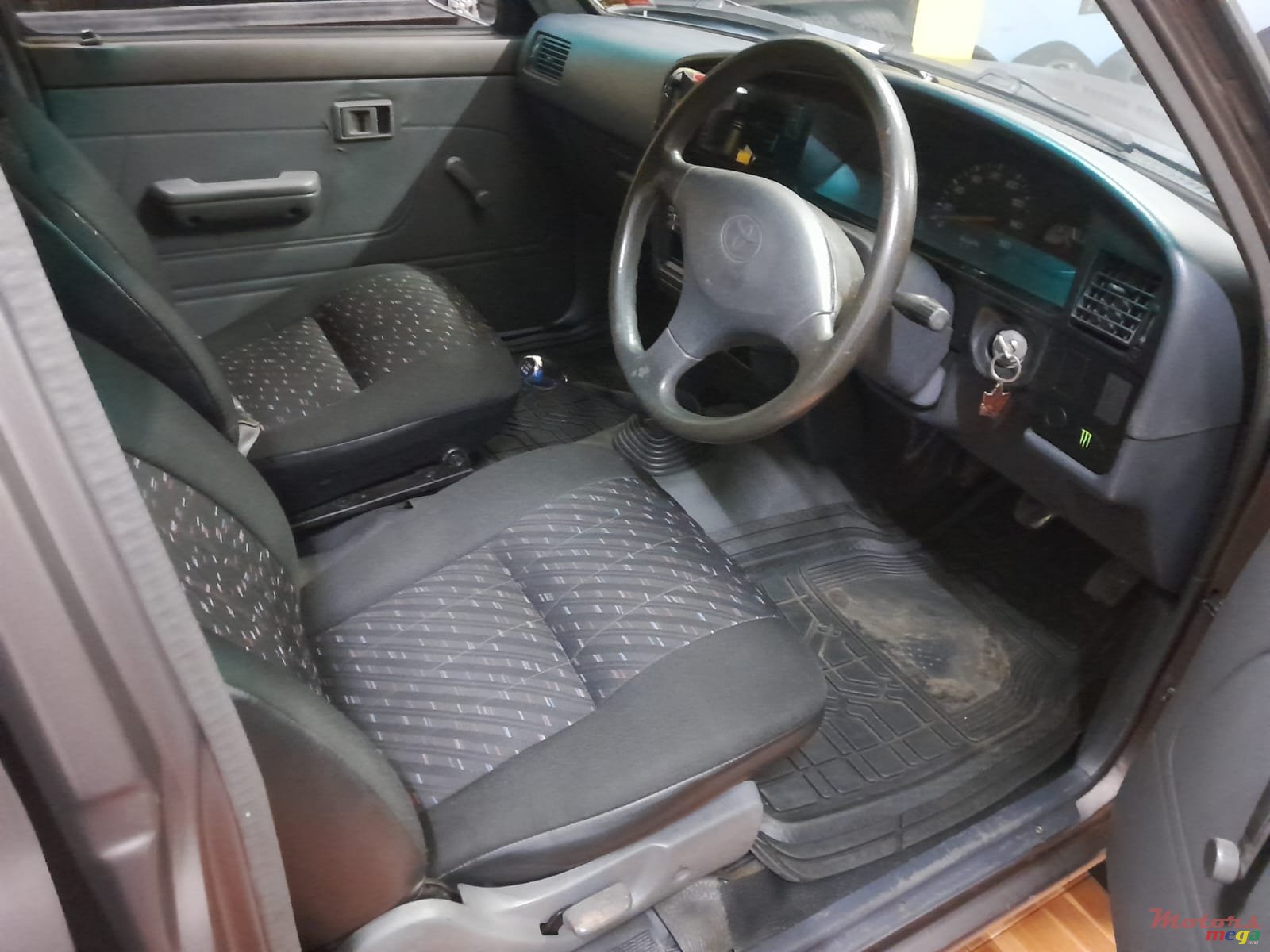 1993' Toyota photo #2