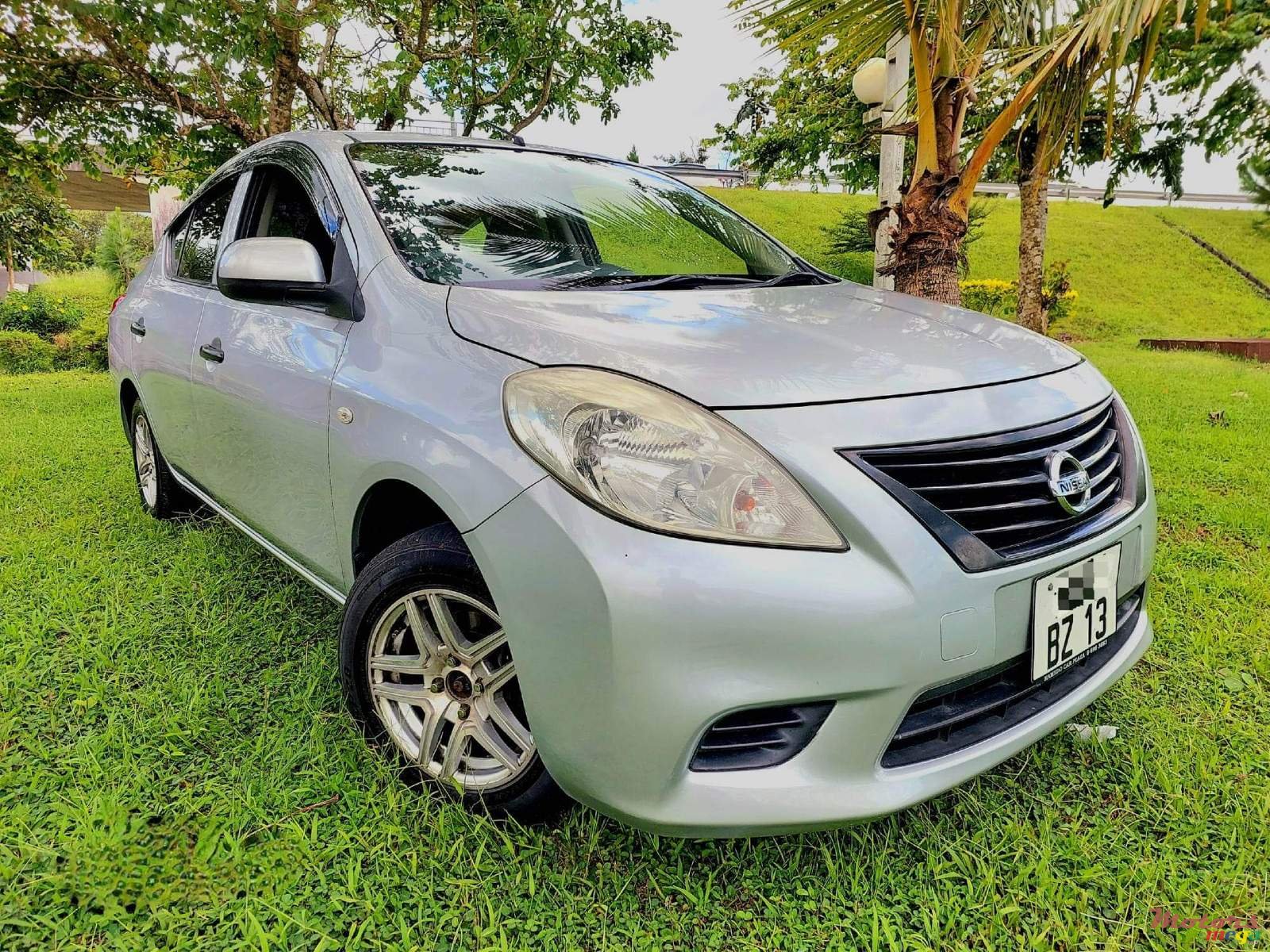 2013' Nissan Almera photo #1