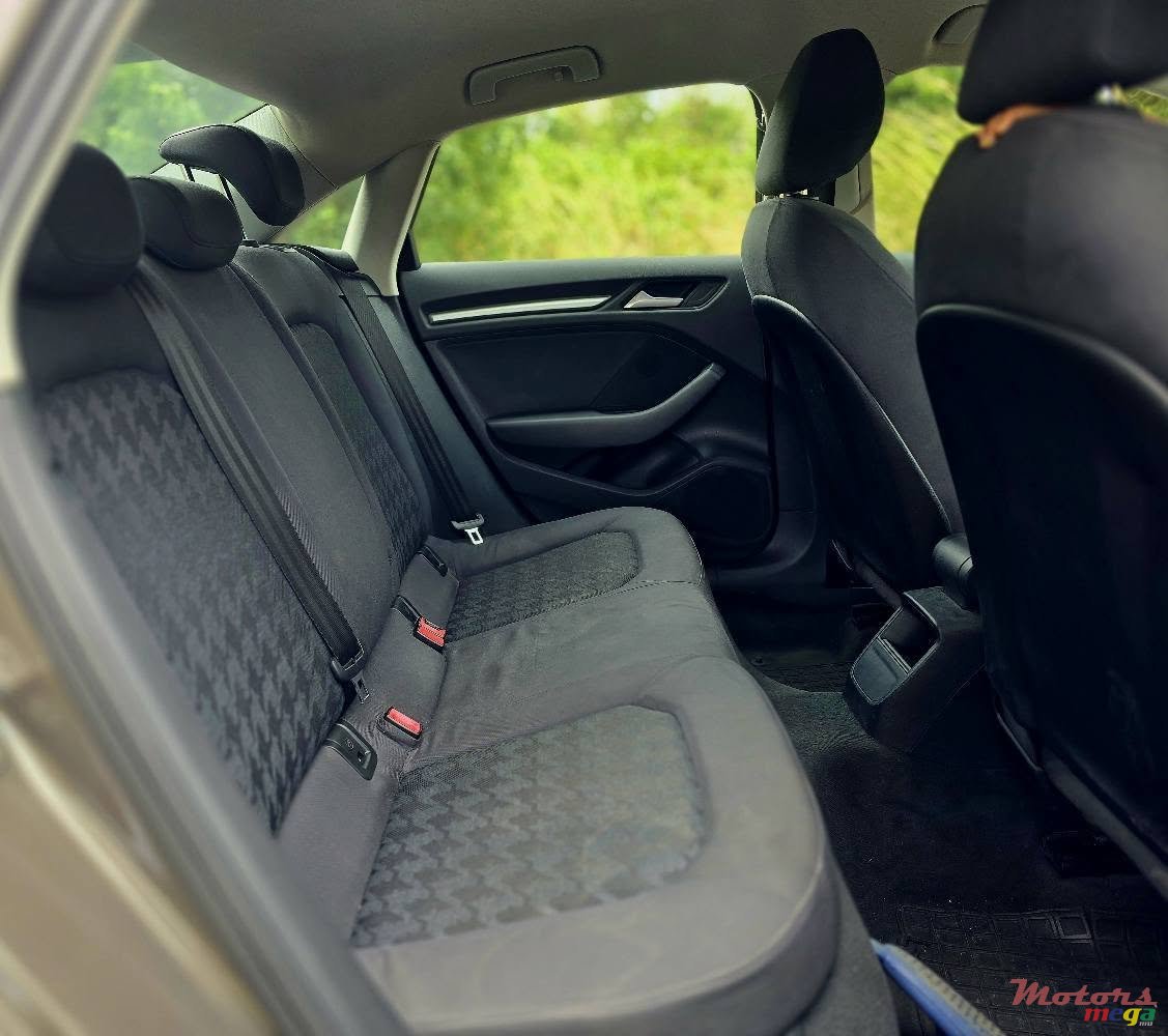 2015' Audi A3 photo #5