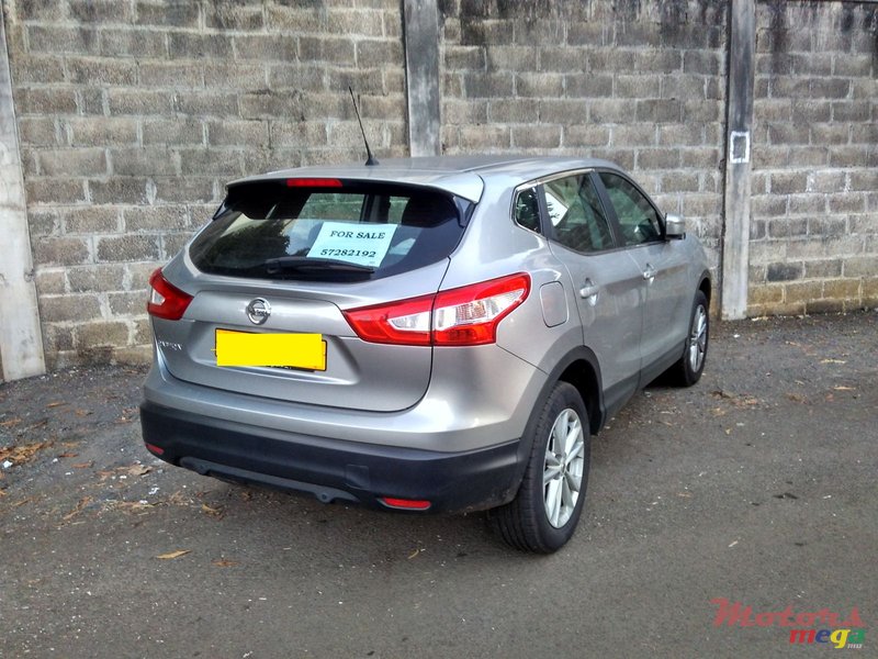 2015' Nissan Qashqai ACENTA 1.2TURBO photo #3