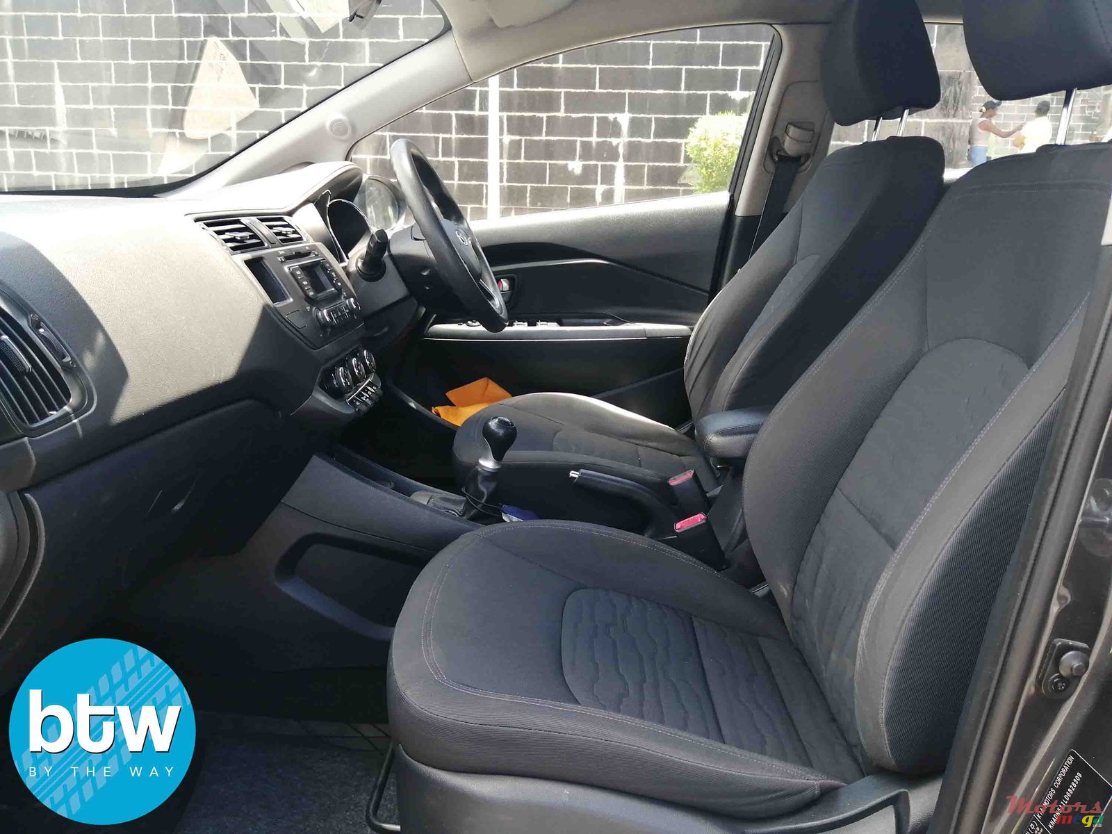 2013' Kia Rio photo #6