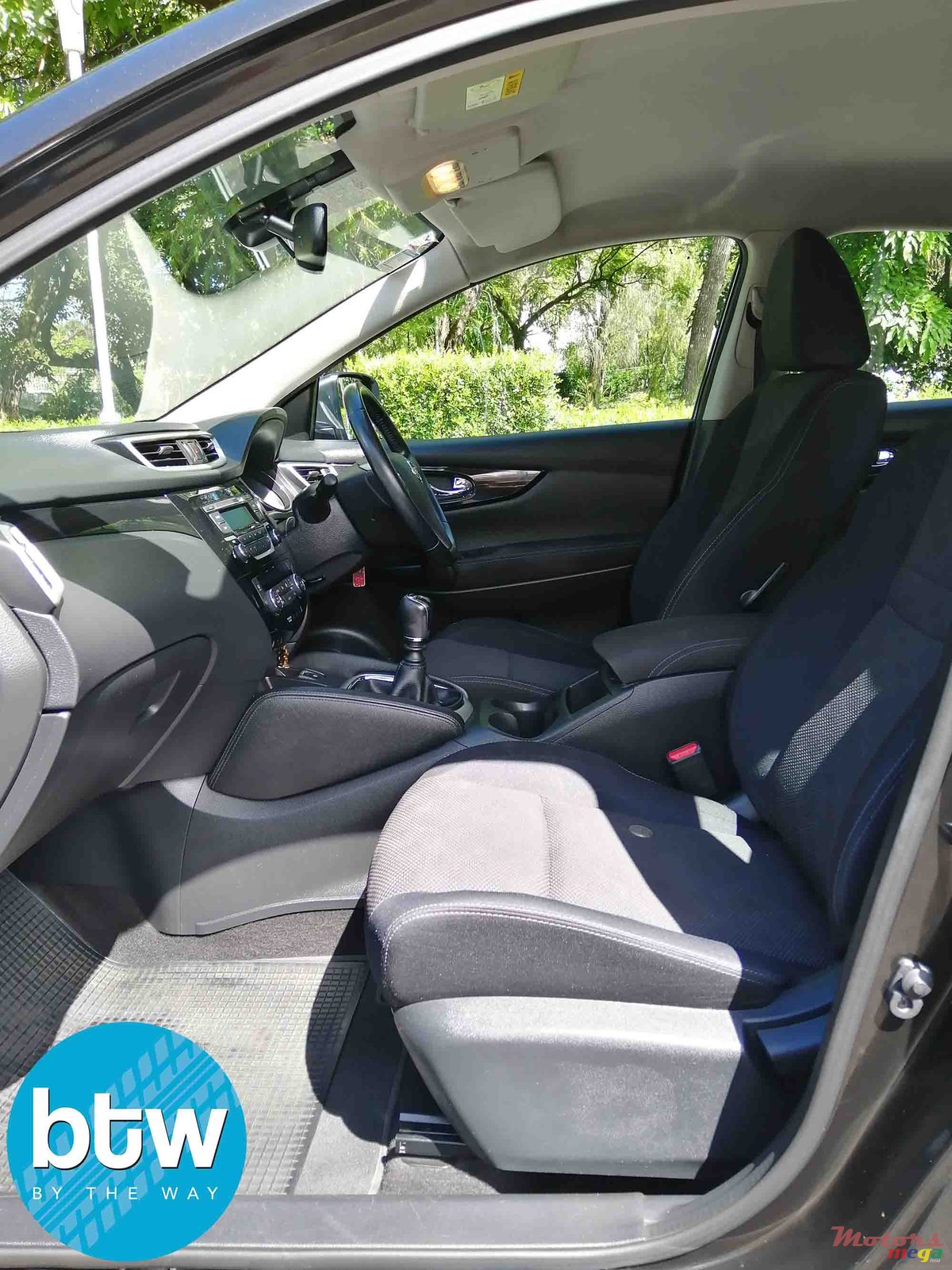 2015' Nissan Qashqai 1.2T photo #3