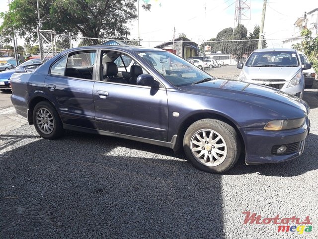 2004' Mitsubishi Galant photo #2
