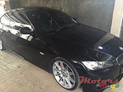 2009' BMW 3 Series Coupe 335i m sport photo #6
