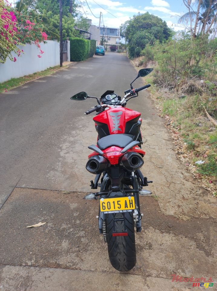 2022' Benelli TNT 600S photo #3