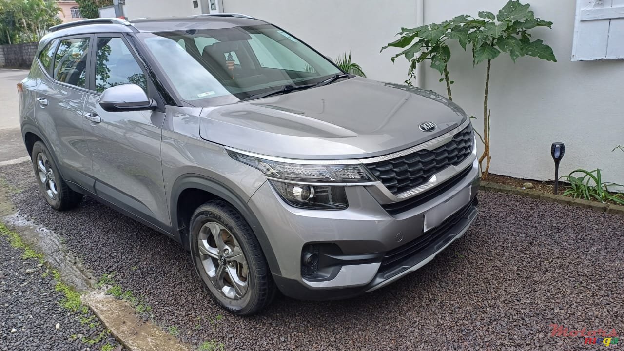 2020' Kia Seltos photo #1