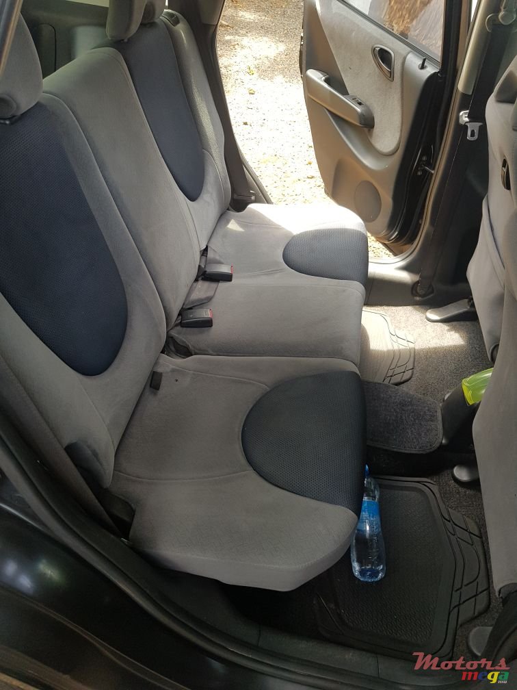 2003' Honda Fit photo #6