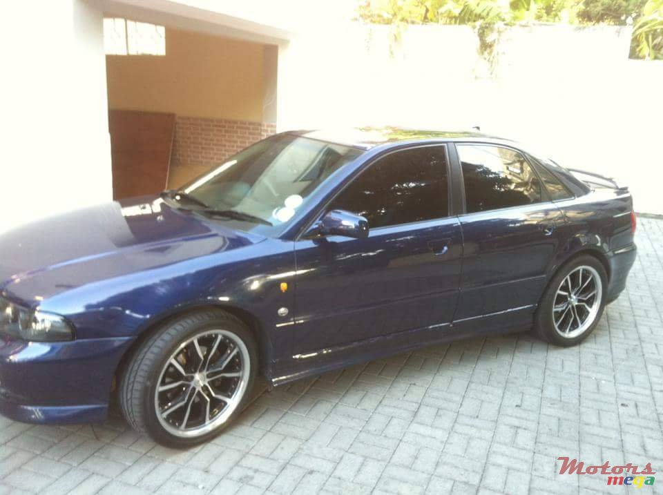 1997' Audi A4 Origine photo #1