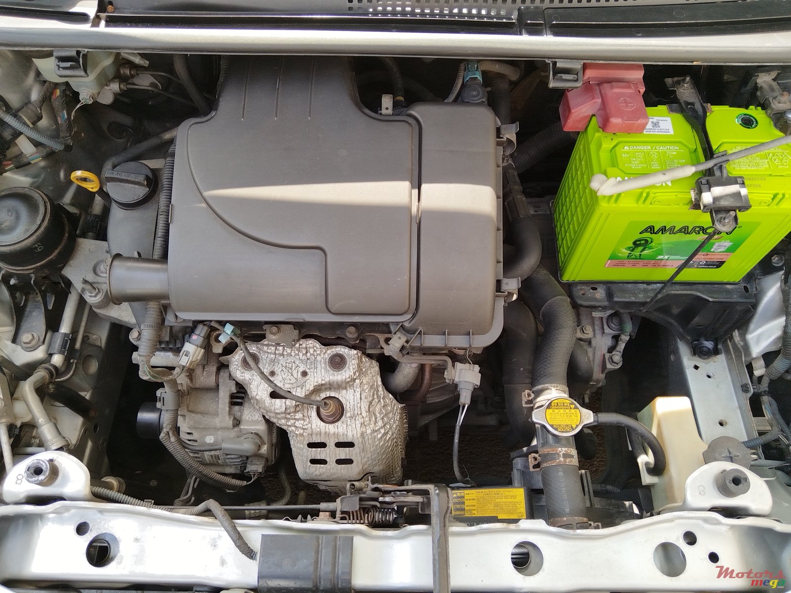 2014' Toyota Vitz photo #4