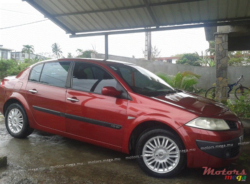 2007' Renault berline II photo #1