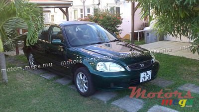 2000' Honda photo #2