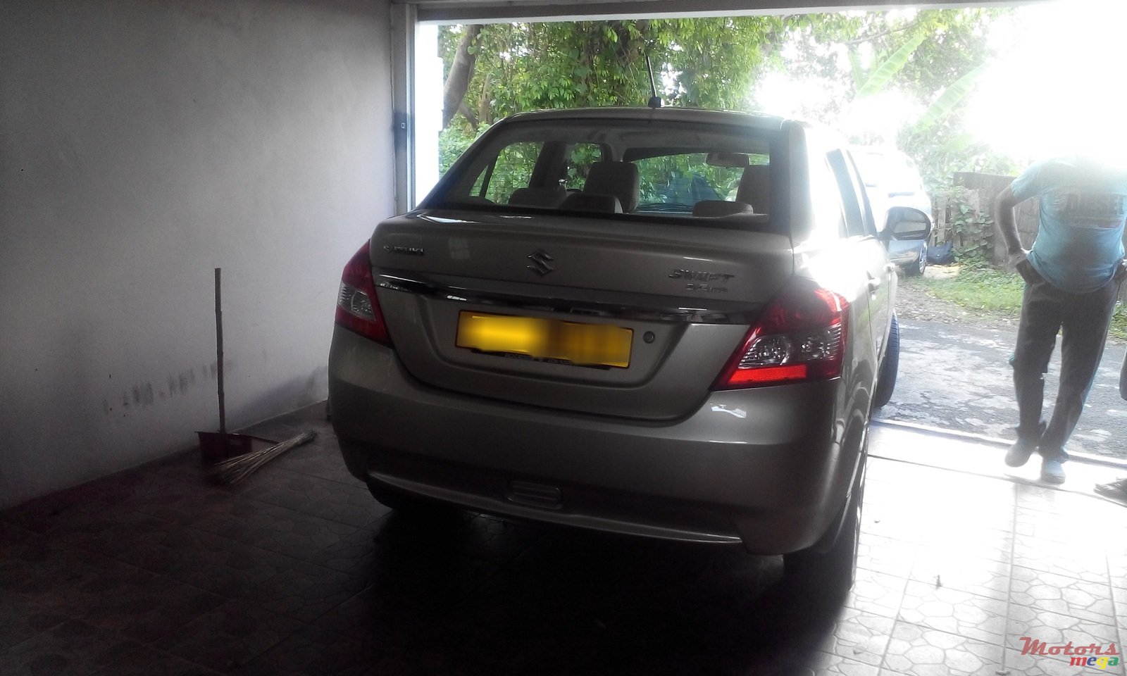 2014' Suzuki Swift photo #6