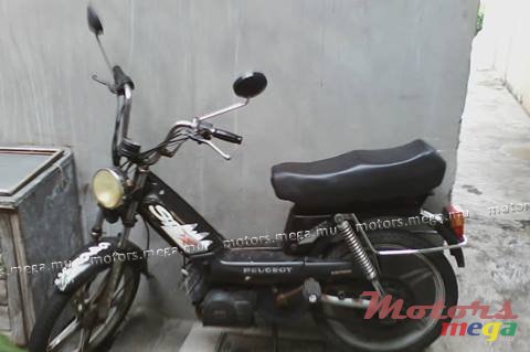 2002' Peugeot photo #1