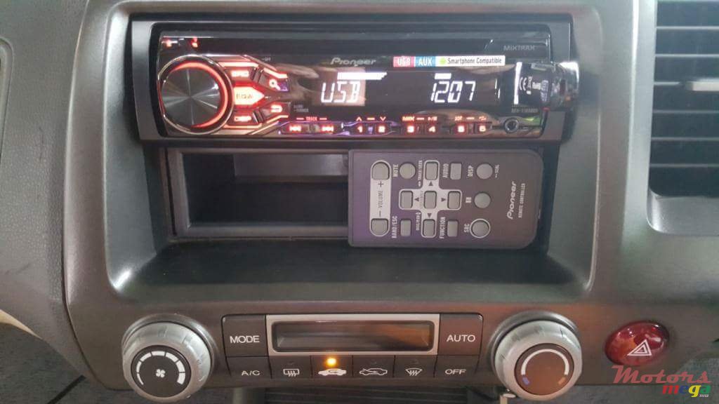 2007' Honda Civic photo #5