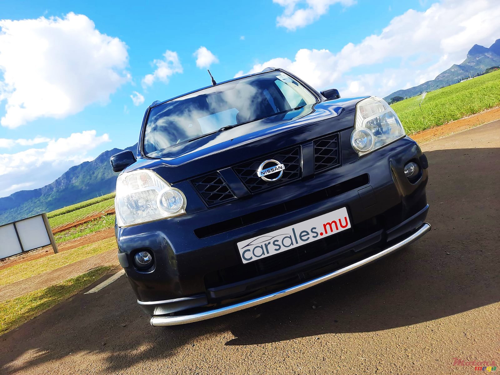 2010' Nissan X-Trail photo #1