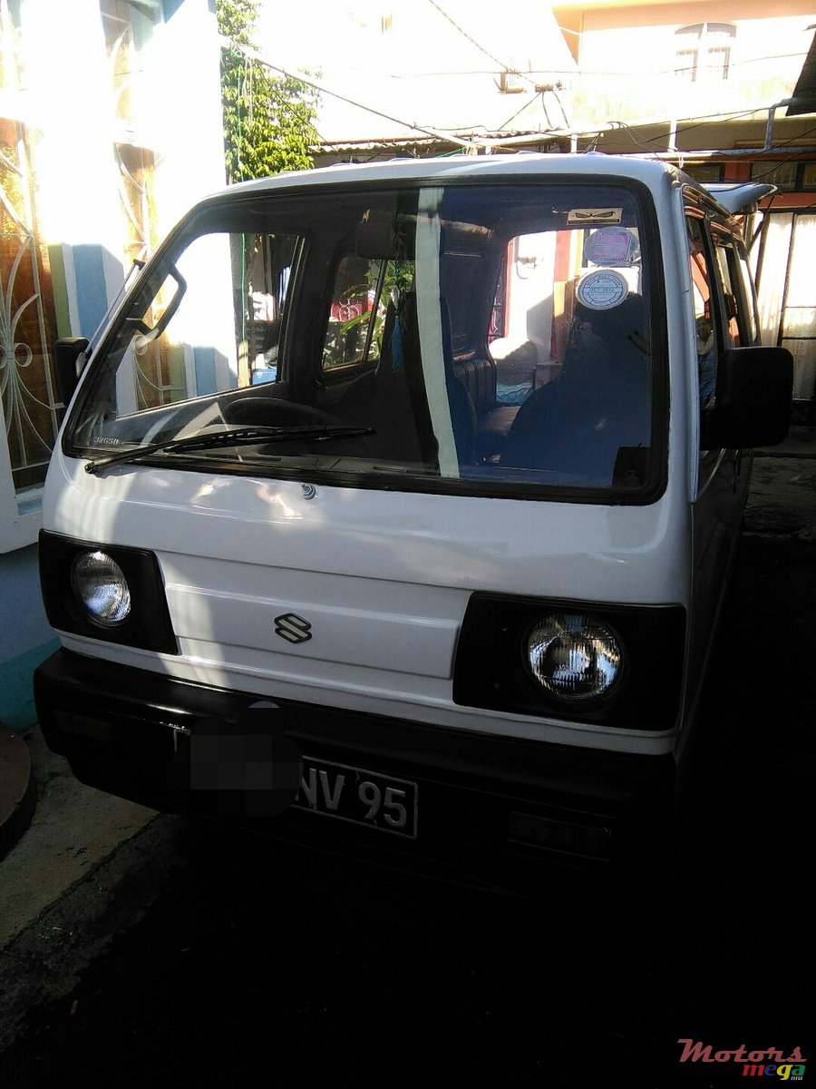 1995' Suzuki photo #1