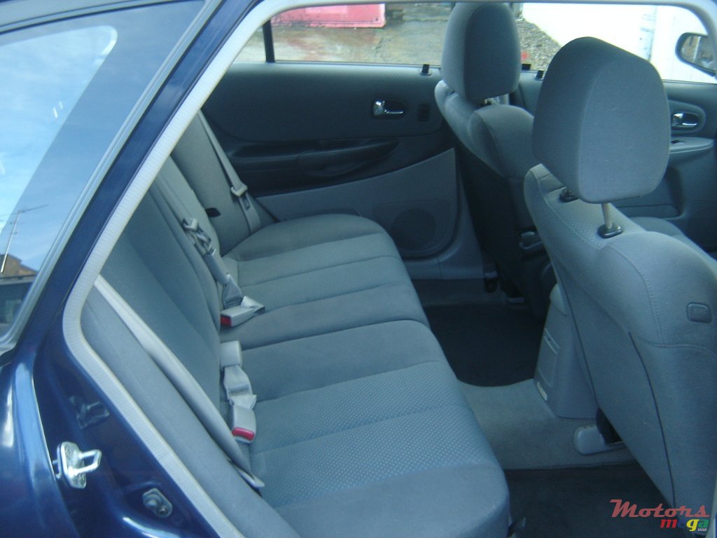 1998' Mazda 323 jant cosmic photo #2