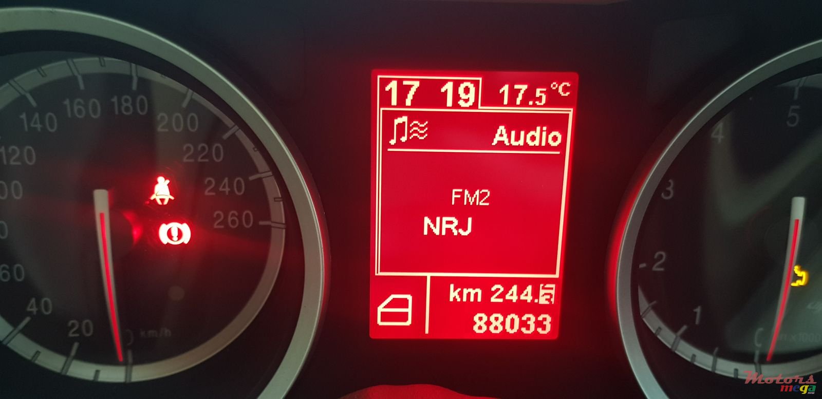 2007' Alfa Romeo 159 photo #2