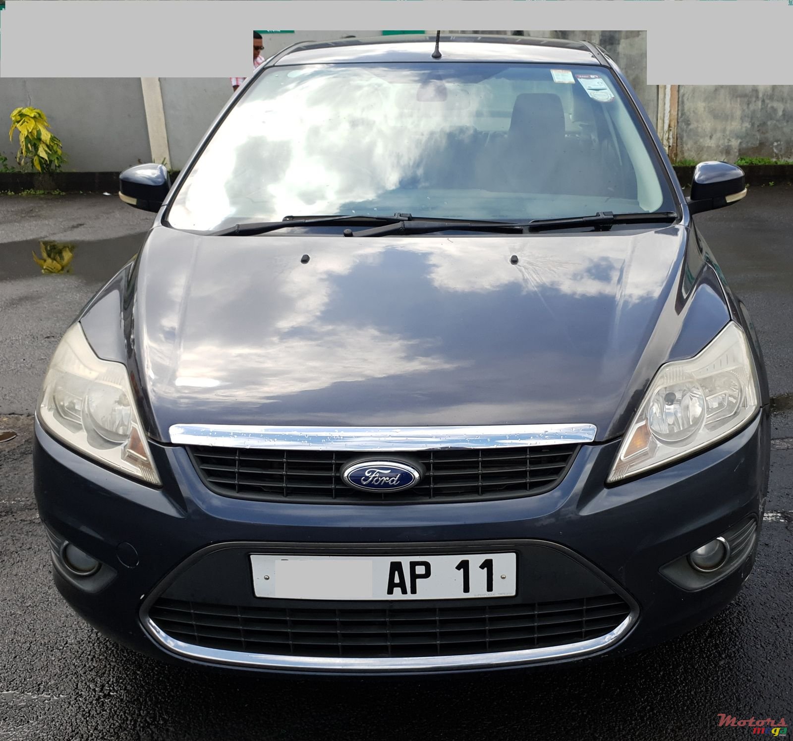 2011' Ford Focus photo #1