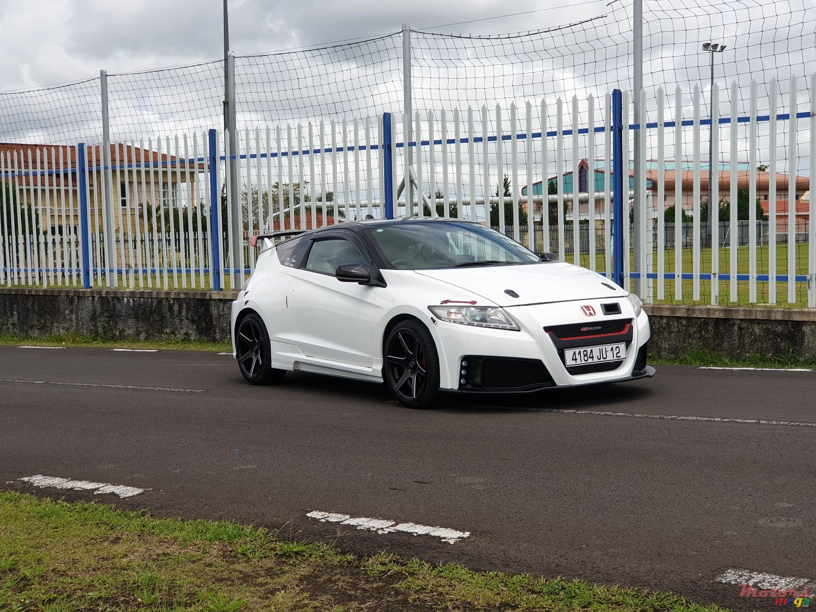 2012' Honda CR-Z Sport photo #1