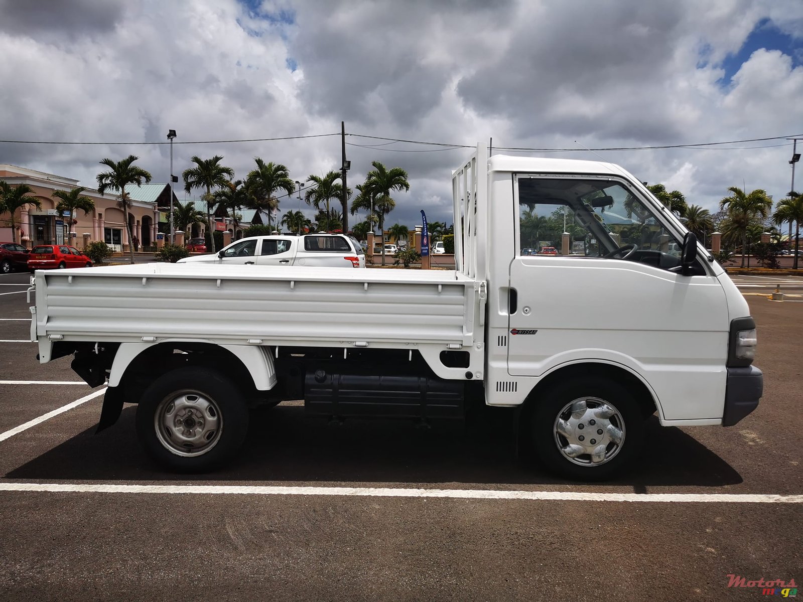 1996' Nissan Vanette photo #2