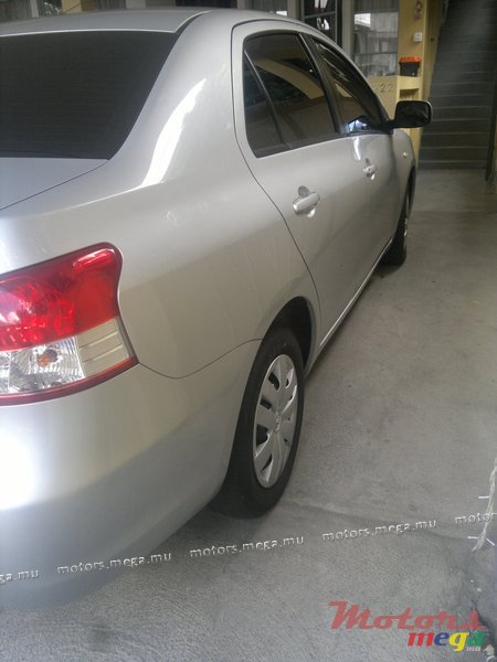 2006' Toyota Yaris BELTA photo #3
