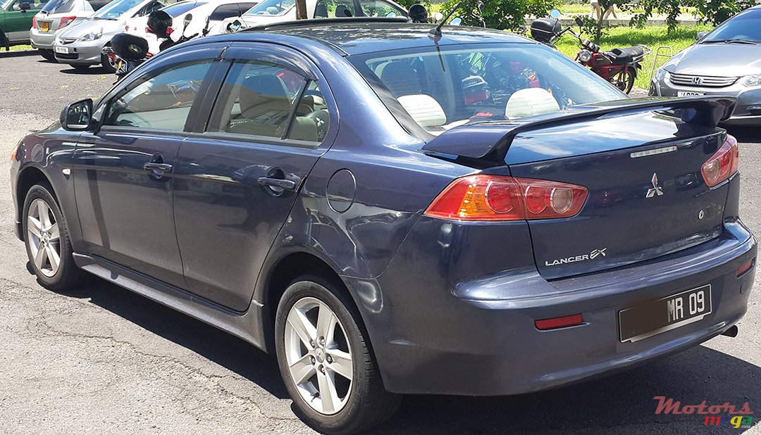 2009' Mitsubishi Lancer photo #5