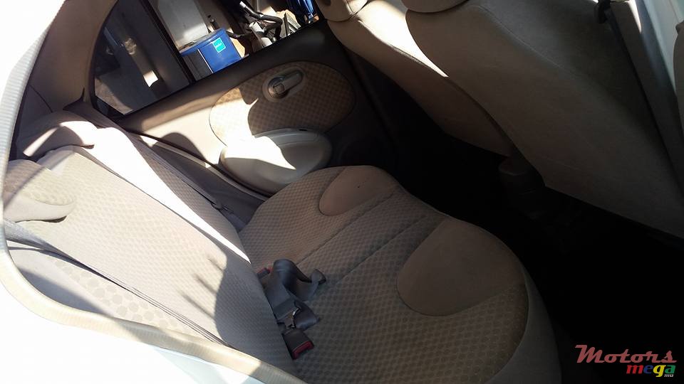 2007' Nissan March Ak 12 photo #5