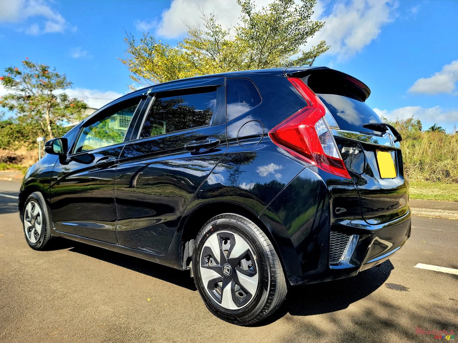 2016' Honda Fit Low mileage hybrid photo #5