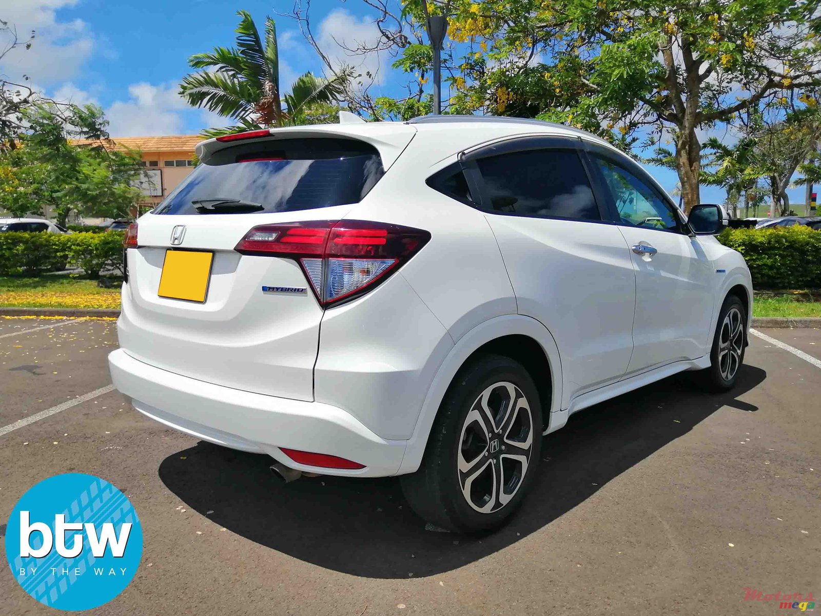 2014' Honda CR-X photo #3