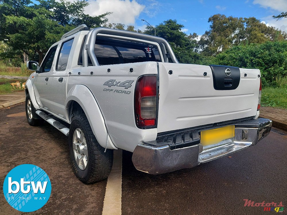 2016' Nissan NP300 photo #3