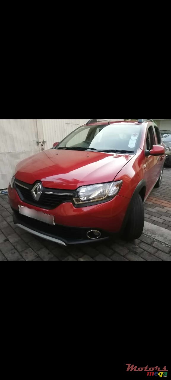 2015' Renault photo #1