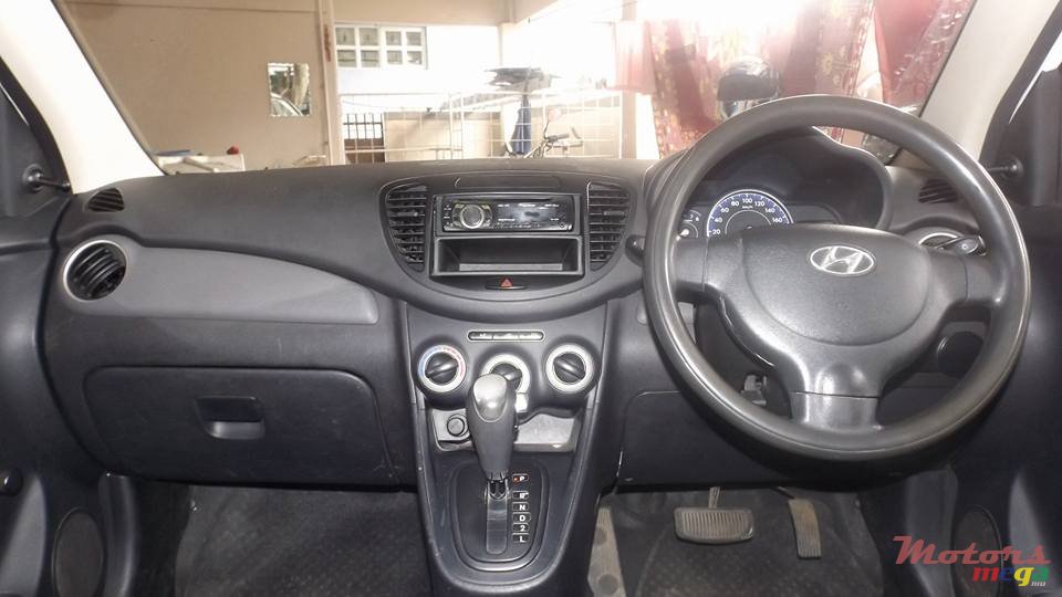 2011' Hyundai i10 photo #4