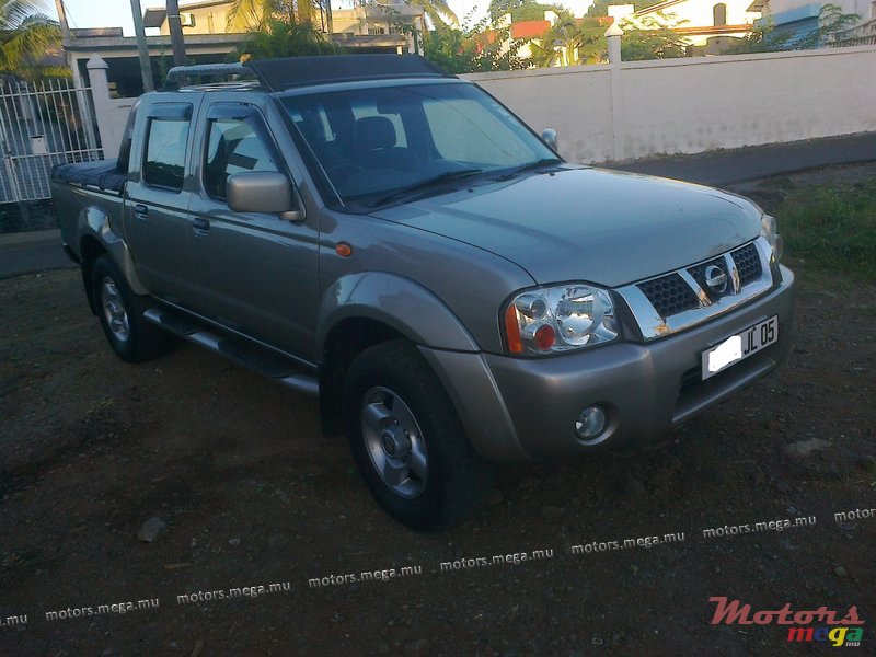2005' Nissan PREDATOR photo #1