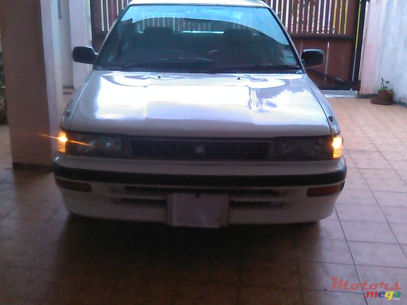 1989' Toyota Corolla ee90 photo #2