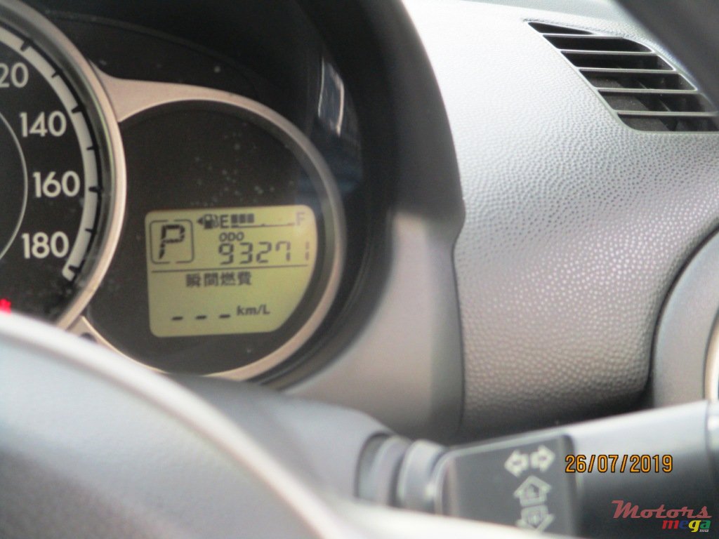 2013' Mazda Demio photo #6