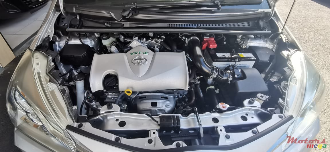 2018' Toyota Verso vitz photo #4