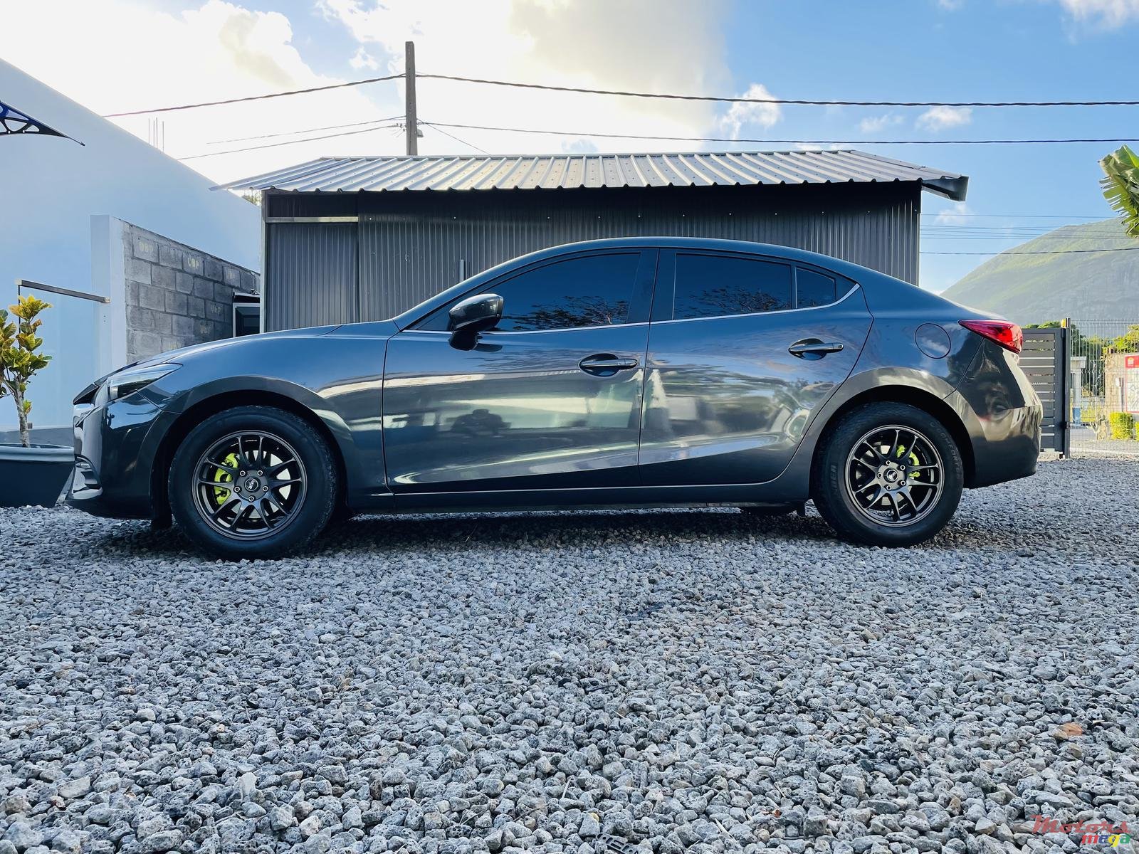 2017' Mazda 3 photo #4