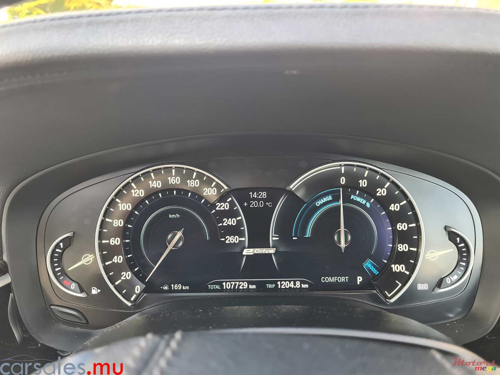 2017' BMW 530 e Luxury Line photo #7