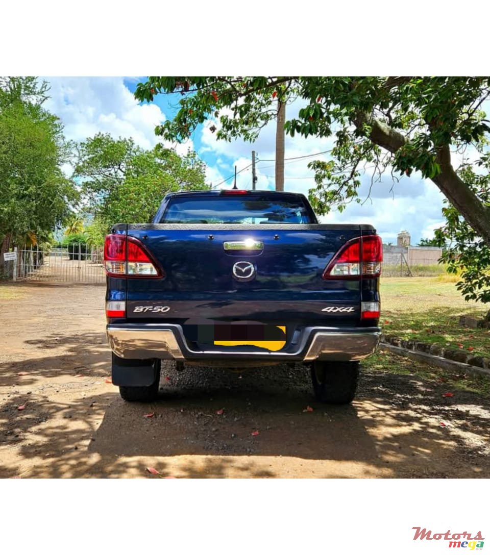 2018' Mazda BT-50 photo #3