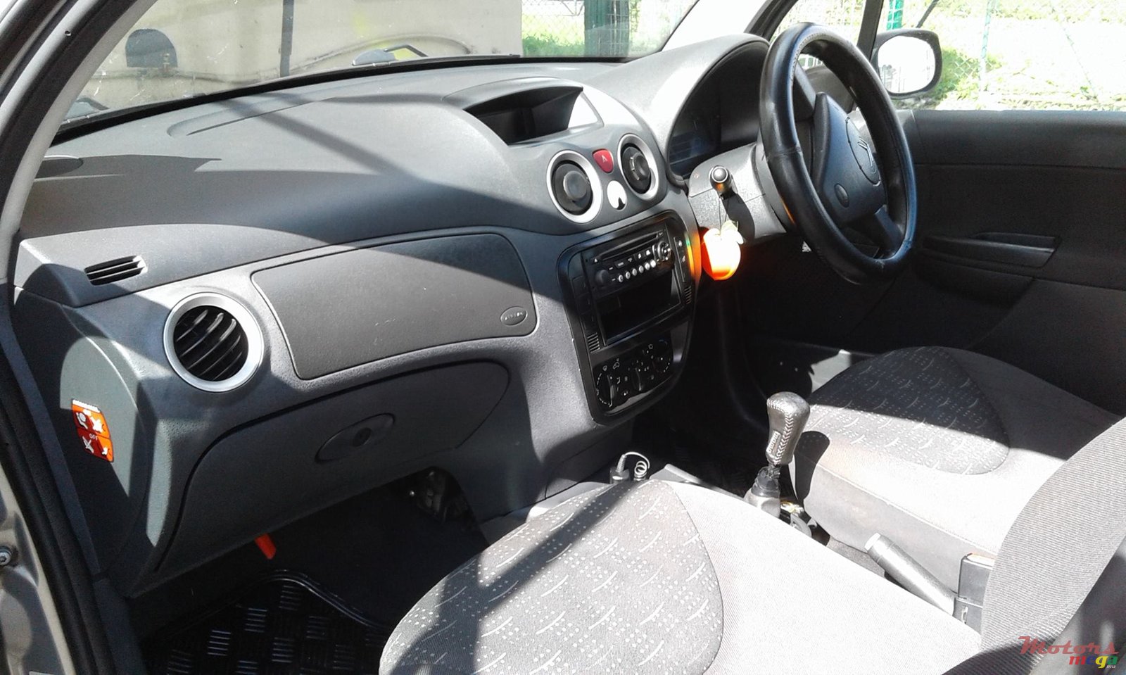 2008' Citroen C3 photo #3