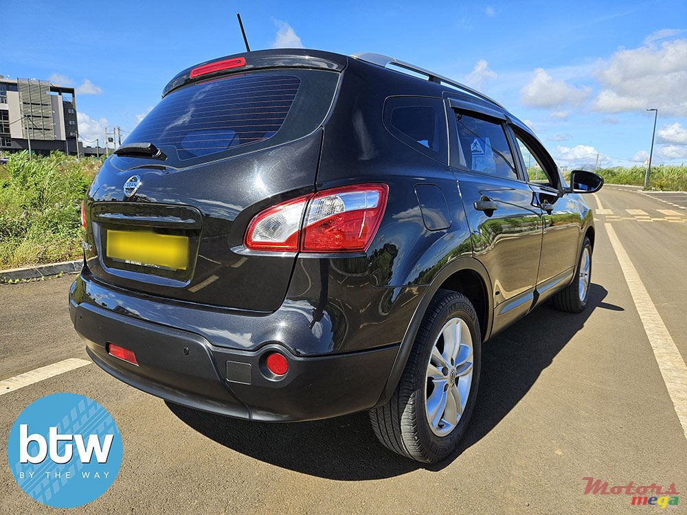 2012' Nissan Qashqai photo #3