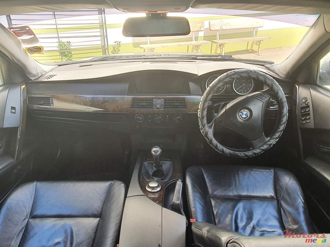 2004' BMW 520 photo #5