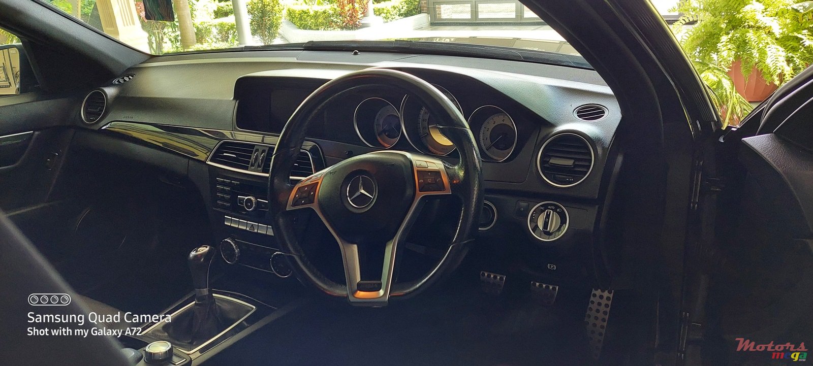 2011' Mercedes-Benz AMG photo #4