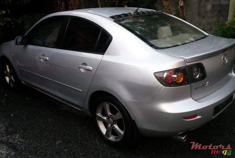 2004' Mazda 3 photo #4