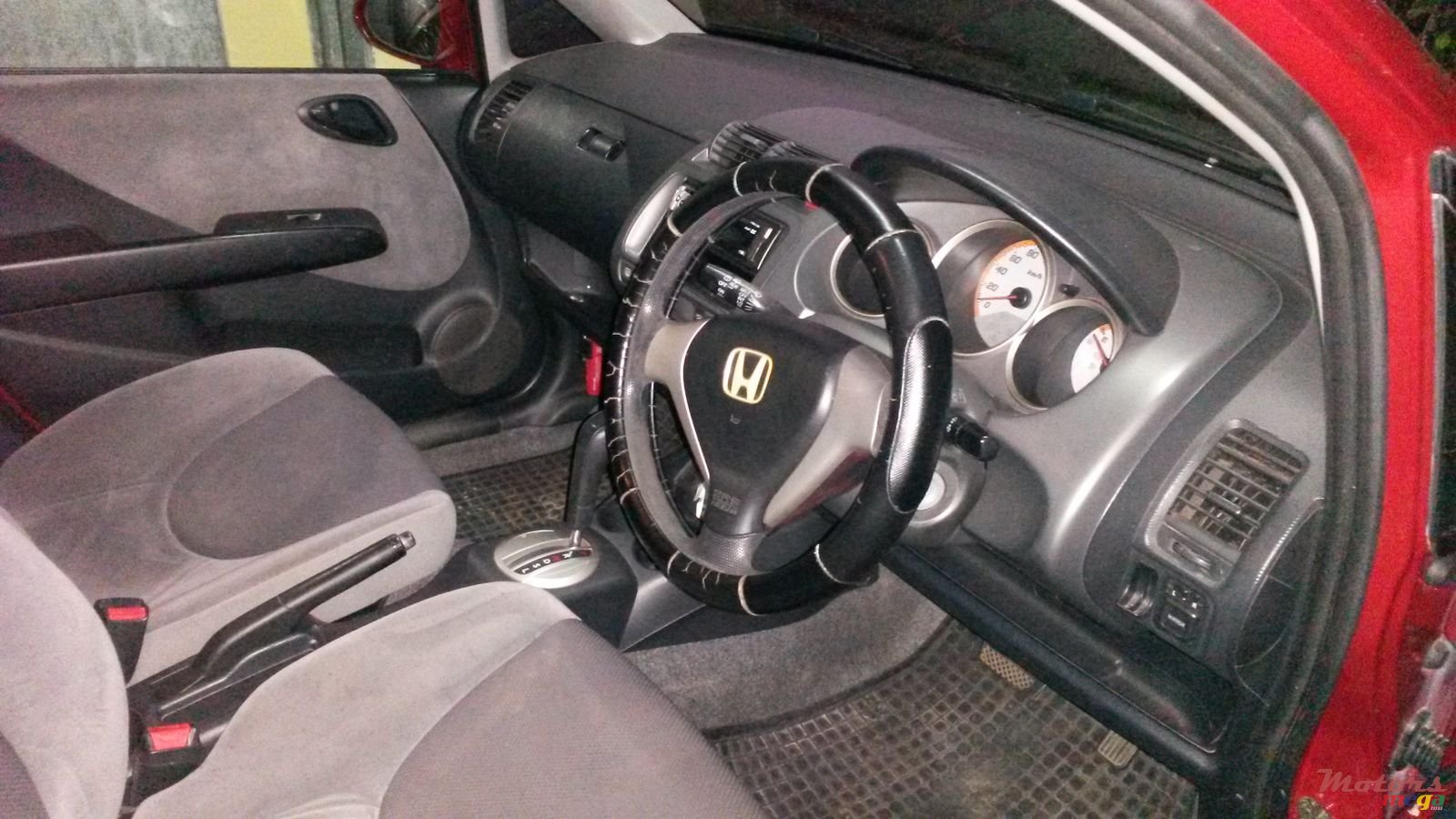 2004' Honda Fit NONE photo #2